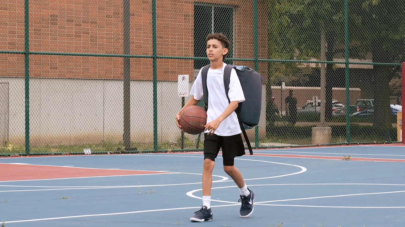 Load video: Coming Soon: HOOPTEQ The World’s First Shooting Machine in a Backpack
